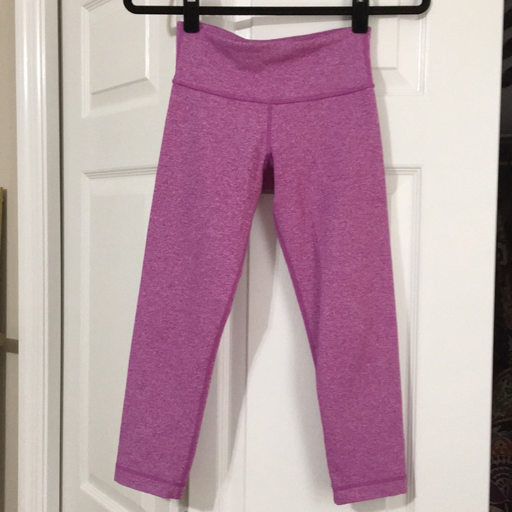Lululemon Wunder Under Crop size 2